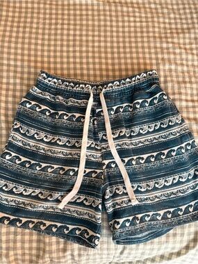 Forever 21 Blue and White Wave-Print Drawstring Men's Shorts